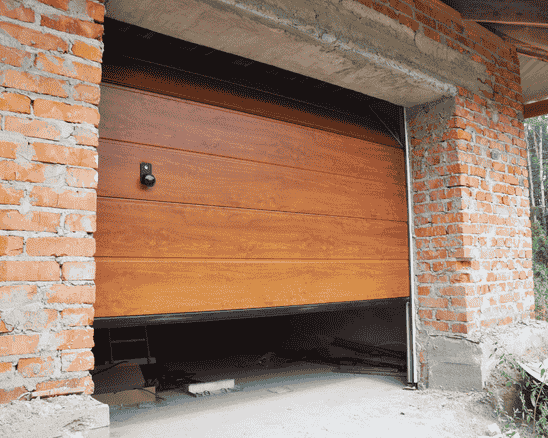 Wood vs. Aluminum Garage Doors